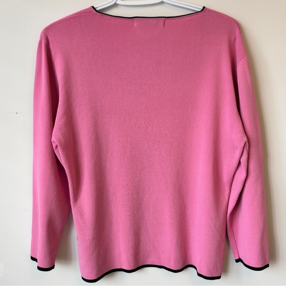 Vintage Pink Boxy Blouse with Black Accents - Picture 4 of 7